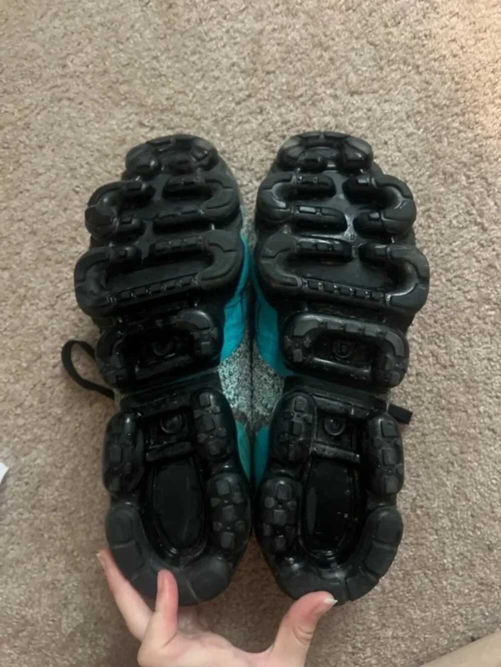 Size 12 Nike Air VaporMax Flyknit 2 Black Dusty Cactus Hyper Jade 2018